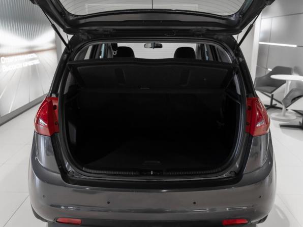 Kia Venga I Рестайлинг с пробегом 2014 года, цена 945 000 рублей, 176444 км, минивэн, Автокод Объявления