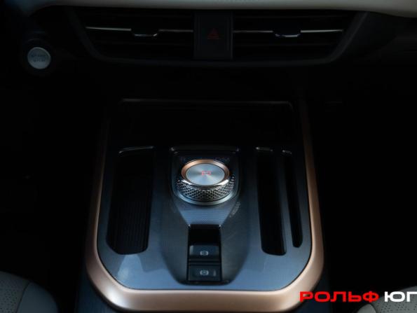Haval Jolion I Рестайлинг с пробегом 2024 года, цена 2 148 000 рублей, 16263 км, внедорожник, Автокод Объявления