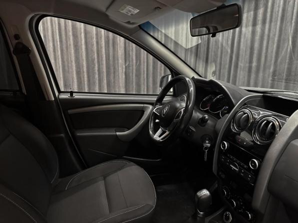 Renault Duster I Рестайлинг с пробегом 2019 года, цена 1 169 000 рублей, 208538 км, внедорожник, Автокод Объявления