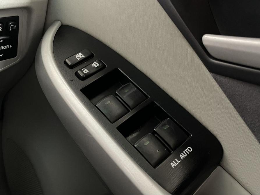 Toyota Prius III (XW30) Екатеринбург  - изображение 16