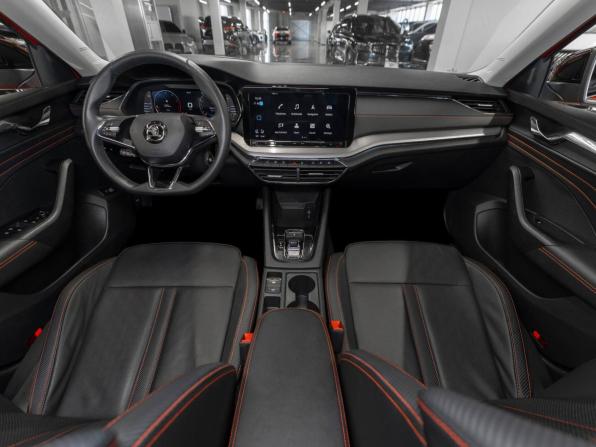 Skoda Octavia IV (A8) с пробегом 2021 года, цена 2 810 000 рублей, 38711 км, лифтбек, Автокод Объявления