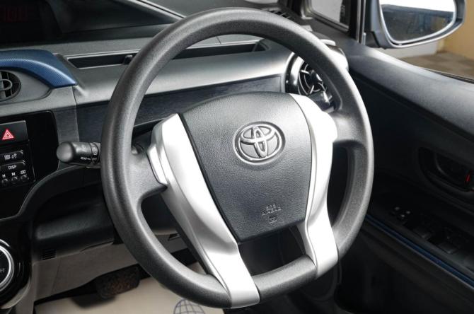 Toyota Aqua I Рестайлинг с пробегом 2016 года, цена 1 199 000 рублей, 132400 км, хэтчбек, Автокод Объявления