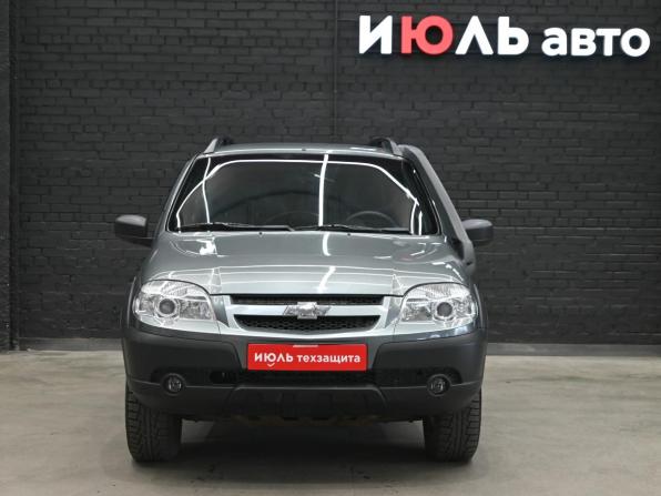 Chevrolet Niva I Рестайлинг с пробегом 2017 года, цена 840 000 рублей, 85339 км, внедорожник, Автокод Объявления