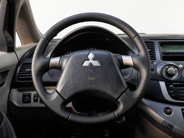 Mitsubishi Grandis I с пробегом 2007 года, цена 810 000 рублей, 241615 км, минивэн, Автокод Объявления