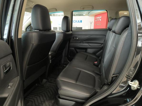 Mitsubishi Outlander III Рестайлинг 2 с пробегом 2016 года, цена 2 200 000 рублей, 96718 км, внедорожник, Автокод Объявления