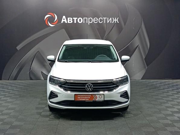 Volkswagen Polo VI с пробегом 2022 года, цена 1 520 000 рублей, 68244 км, лифтбек, Автокод Объявления