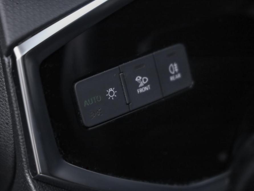 Audi Q3 II (F3) Санкт-Петербург  - изображение 23