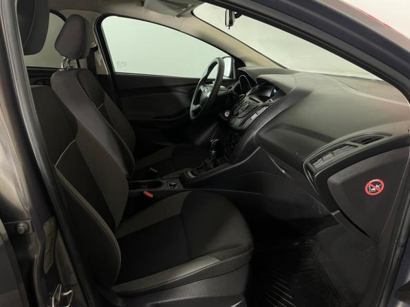 Ford Focus III с пробегом 2013 года, цена 710 000 рублей, 208958 км, хэтчбек, Автокод Объявления