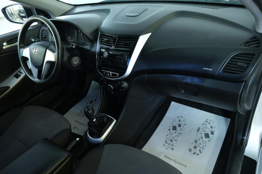 Hyundai Solaris I Омск  - изображение 18