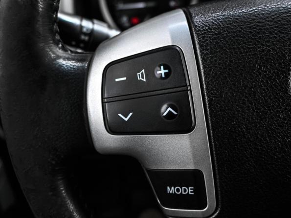 Toyota Land Cruiser 200 Series Рестайлинг 1 с пробегом 2014 года, цена 3 799 000 рублей, 217089 км, внедорожник, Автокод Объявления