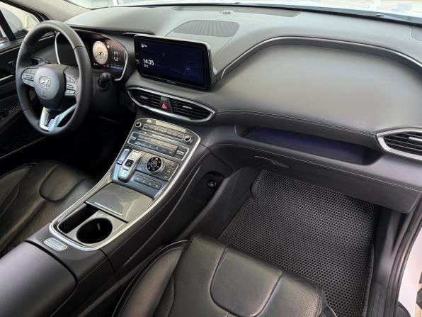 Hyundai Santa Fe IV Рестайлинг с пробегом 2021 года, цена 3 329 000 рублей, 137000 км, внедорожник, Автокод Объявления