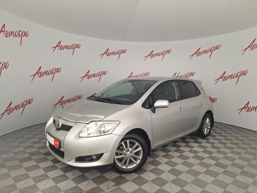 Toyota Auris I Псков  - изображение 1