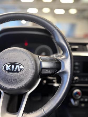 Kia Rio IV Рестайлинг с пробегом 2020 года, цена 1 829 000 рублей, 28115 км, хэтчбек, Автокод Объявления