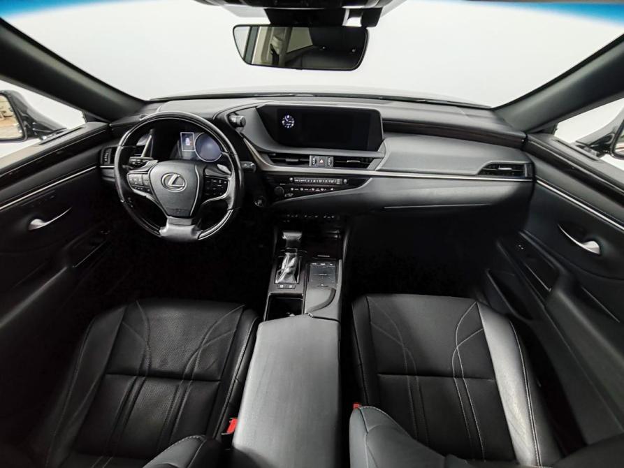 Lexus ES VII Москва  - изображение 14