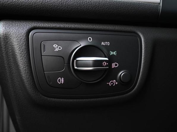 Audi A6 IV (C7) Рестайлинг с пробегом 2015 года, цена 1 949 000 рублей, 164886 км, седан, Автокод Объявления
