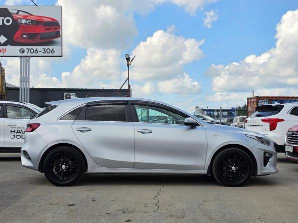 Kia Ceed III с пробегом 2018 года, цена 1 350 000 рублей, 99000 км, хэтчбек, Автокод Объявления