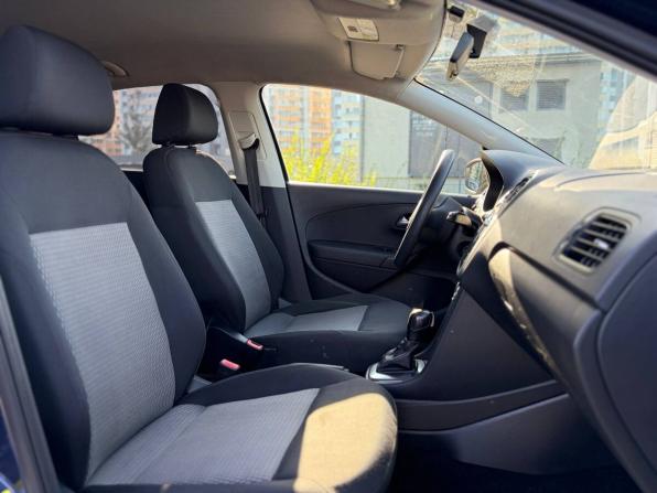 Volkswagen Polo V с пробегом 2012 года, цена 595 000 рублей, 241851 км, седан, Автокод Объявления