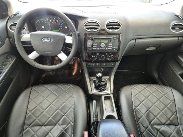 Ford Focus II с пробегом 2006 года, цена 279 000 рублей, 275334 км, хэтчбек, Автокод Объявления