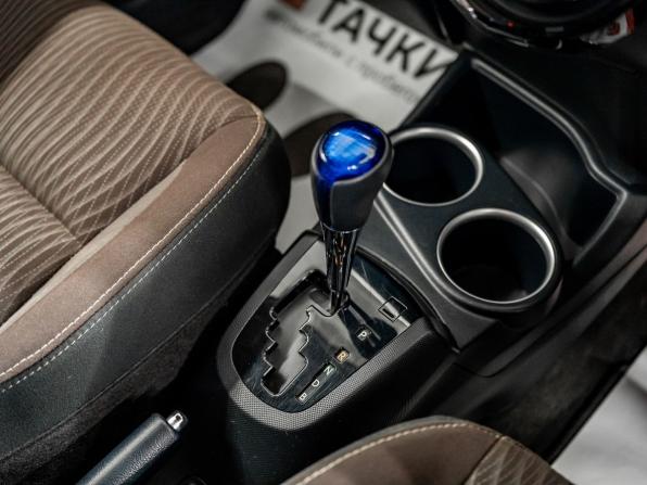 Toyota Aqua I Рестайлинг 2 с пробегом 2019 года, цена 1 320 000 рублей, 107000 км, хэтчбек, Автокод Объявления