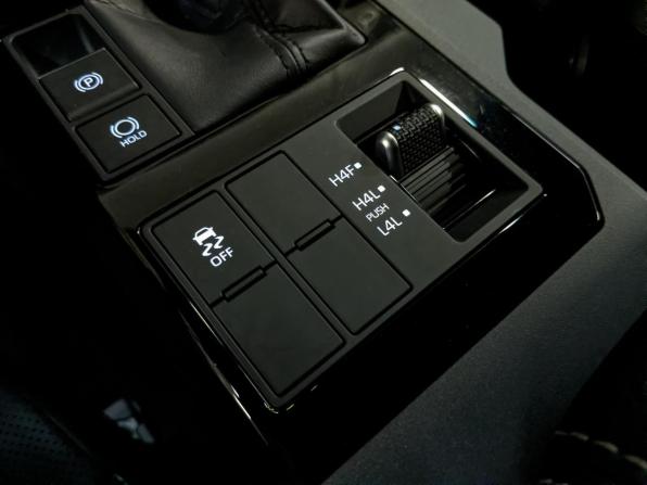 Toyota Land Cruiser Prado 250 Series с пробегом 2024 года, цена 8 300 000 рублей, 15721 км, внедорожник, Автокод Объявления