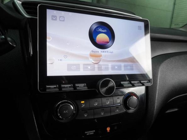 Nissan Qashqai II с пробегом 2015 года, цена 1 369 000 рублей, 125266 км, внедорожник, Автокод Объявления