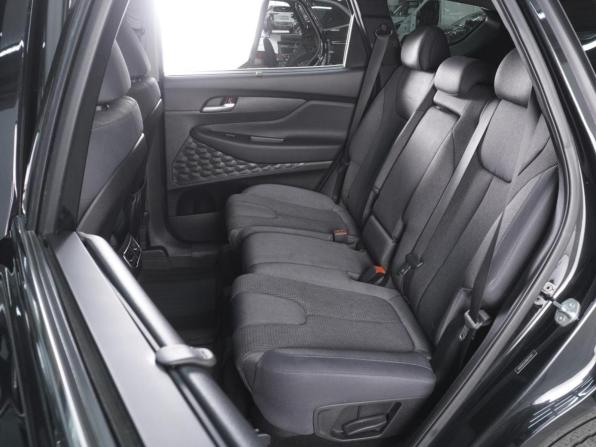 Hyundai Santa Fe IV Рестайлинг с пробегом 2021 года, цена 2 990 000 рублей, 82225 км, внедорожник, Автокод Объявления