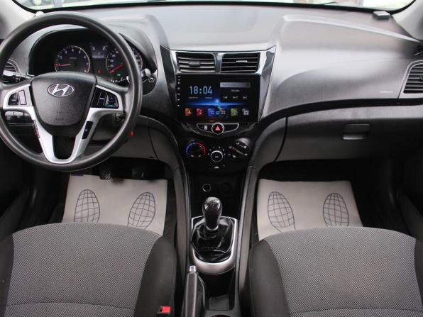 Hyundai Solaris I с пробегом 2014 года, цена 568 000 рублей, 203500 км, седан, Автокод Объявления
