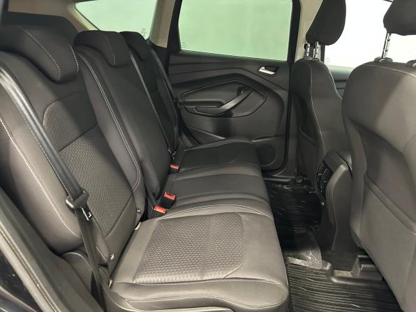 Ford Kuga II Рестайлинг с пробегом 2018 года, цена 1 790 000 рублей, 118741 км, внедорожник, Автокод Объявления