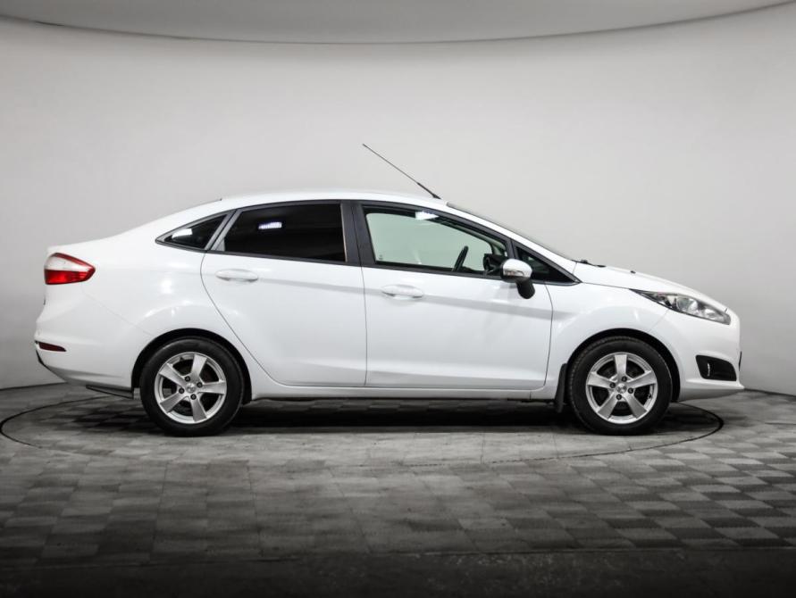 Ford Fiesta Mk6 Рестайлинг Санкт-Петербург  - изображение 4