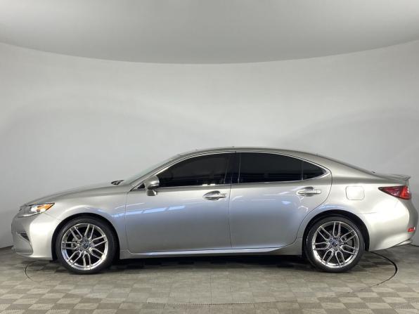 Lexus ES VI Рестайлинг с пробегом 2016 года, цена 2 270 000 рублей, 196523 км, седан, Автокод Объявления