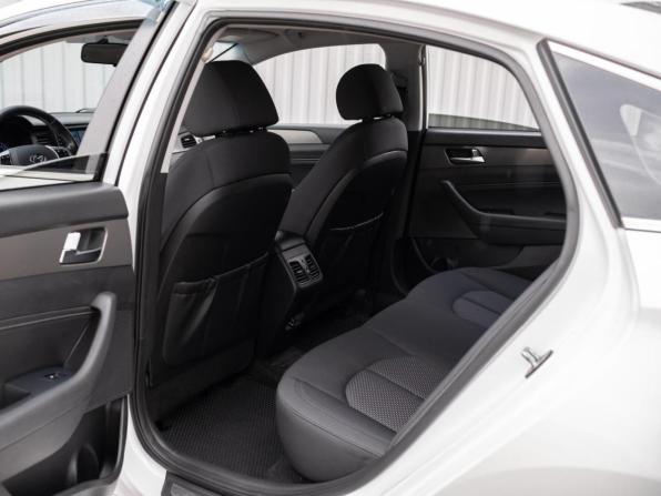 Hyundai Sonata VII (LF) Рестайлинг с пробегом 2019 года, цена 1 549 000 рублей, 241842 км, седан, Автокод Объявления