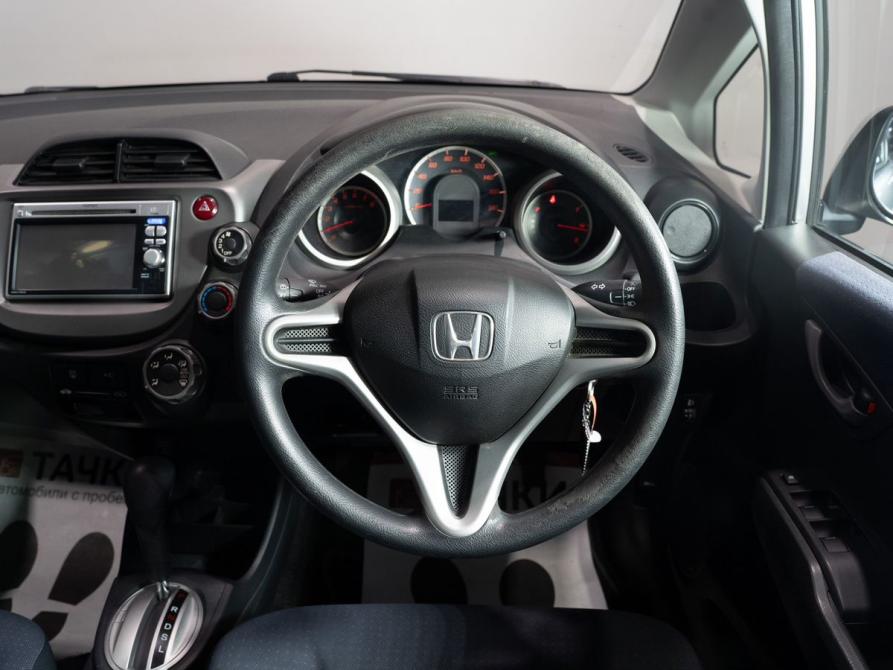 Honda Fit II Чита  - изображение 8