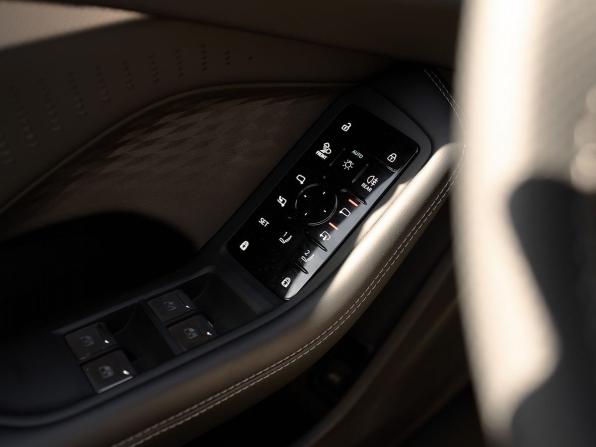 Audi A5 III (B10) с пробегом 2025 года, цена 6 300 000 рублей, 3600 км, лифтбек, Автокод Объявления