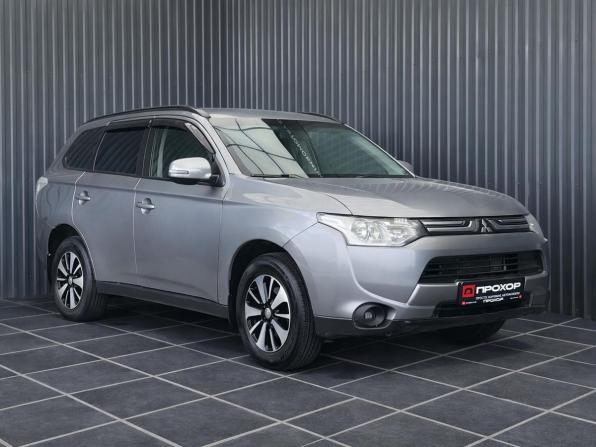 Mitsubishi Outlander III с пробегом 2012 года, цена 1 097 000 рублей, 257200 км, внедорожник, Автокод Объявления