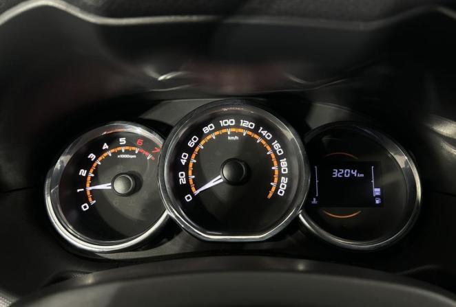 Lada (ВАЗ) Largus I Рестайлинг с пробегом 2024 года, цена 1 500 000 рублей, 3000 км, фургон, Автокод Объявления