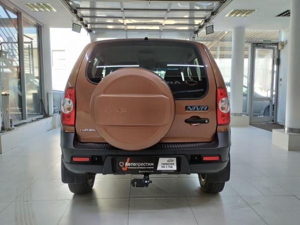 Chevrolet Niva I Рестайлинг с пробегом 2018 года, цена 899 000 рублей, 36550 км, внедорожник, Автокод Объявления