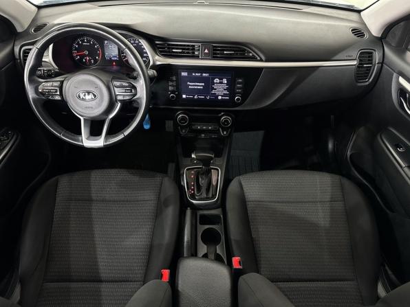 Kia Rio IV Рестайлинг с пробегом 2021 года, цена 1 649 000 рублей, 128000 км, хэтчбек, Автокод Объявления