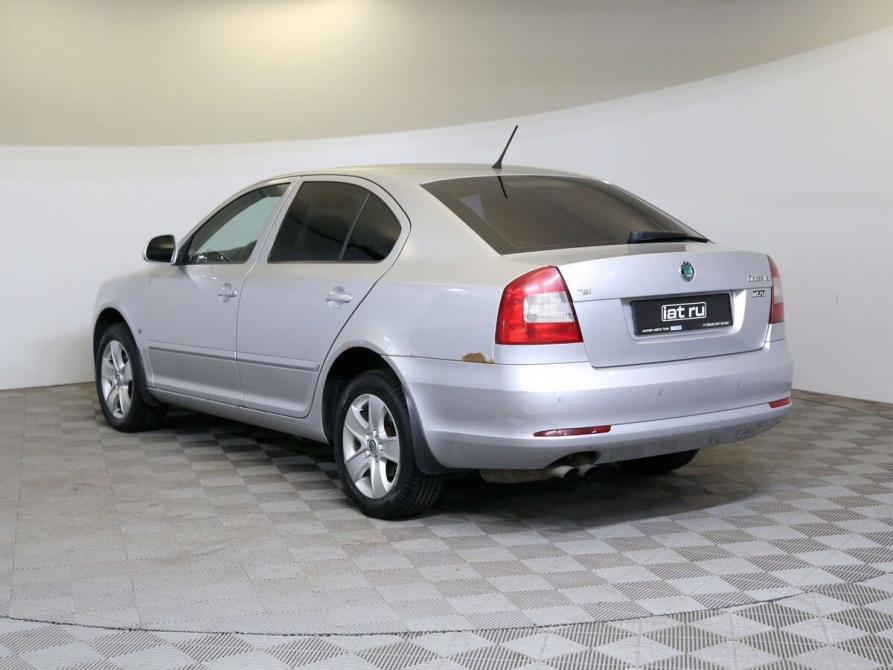 Skoda Octavia II (A5) Рестайлинг Санкт-Петербург  - изображение 7