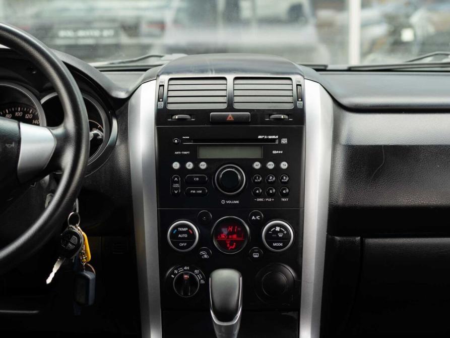 Suzuki Grand Vitara II Рестайлинг Новосибирск  - изображение 14