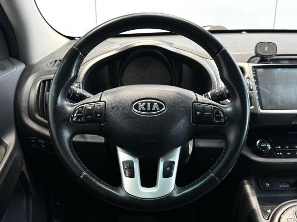 Kia Sportage III с пробегом 2012 года, цена 1 200 000 рублей, 203208 км, внедорожник, Автокод Объявления