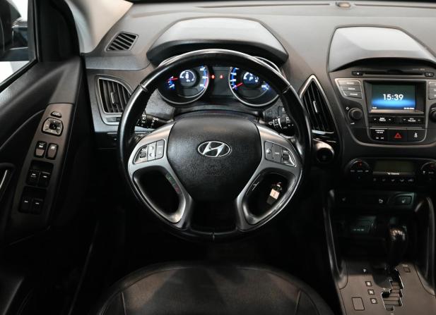 Hyundai ix35 I Рестайлинг с пробегом 2014 года, цена 1 700 000 рублей, 121216 км, внедорожник, Автокод Объявления