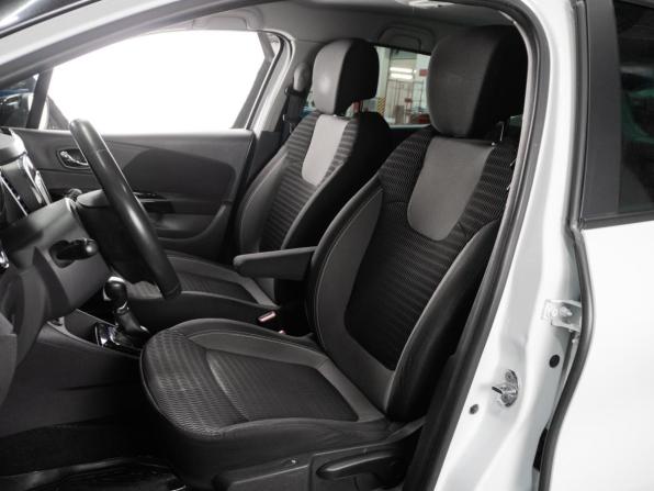 Renault Kaptur I с пробегом 2016 года, цена 1 379 000 рублей, 77149 км, внедорожник, Автокод Объявления