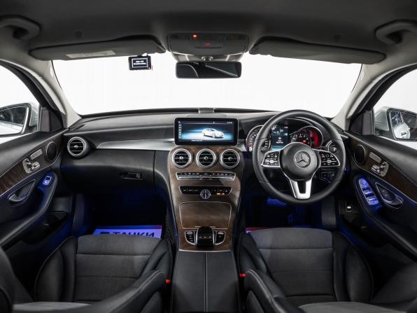 Mercedes-Benz C-Класс IV (W205) с пробегом 2018 года, цена 1 925 000 рублей, 52000 км, универсал, Автокод Объявления