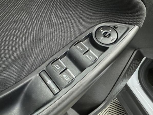 Ford Focus III Рестайлинг с пробегом 2019 года, цена 1 499 000 рублей, 57390 км, седан, Автокод Объявления