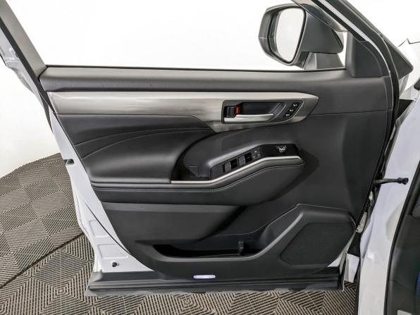 Toyota Highlander IV (XU70) с пробегом 2024 года, цена 5 800 000 рублей, 34400 км, внедорожник, Автокод Объявления