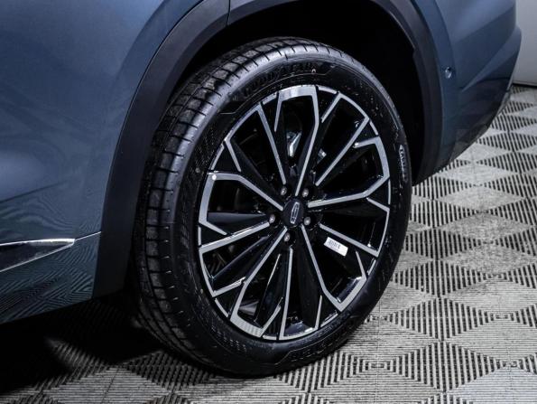 Geely Monjaro I Рестайлинг 2 с пробегом 2025 года, цена 4 200 000 рублей, 2300 км, внедорожник, Автокод Объявления
