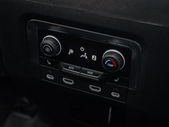 Chevrolet Tahoe V с пробегом 2021 года, цена 5 599 000 рублей, 214500 км, внедорожник, Автокод Объявления