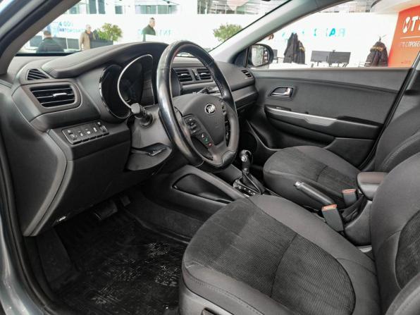 Kia Rio III Рестайлинг с пробегом 2016 года, цена 1 350 000 рублей, 82941 км, хэтчбек, Автокод Объявления