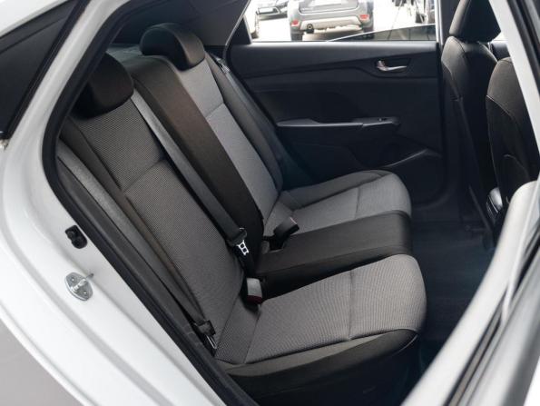 Hyundai Solaris II с пробегом 2019 года, цена 1 385 000 рублей, 108343 км, седан, Автокод Объявления