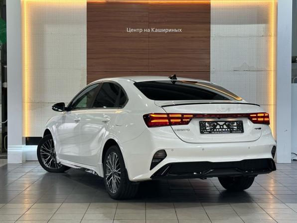 Kia Cerato IV Рестайлинг с пробегом 2022 года, цена 2 899 999 рублей, 35952 км, седан, Автокод Объявления